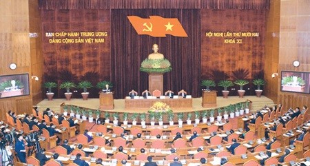 Party Plenum discusses personnel preparations for 12th Party Central Committee